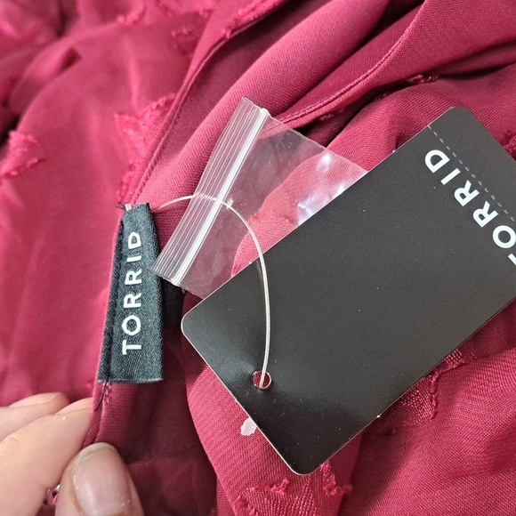 NWT TORRID STAR DOT MIDI DRESS - Picture 4 of 6